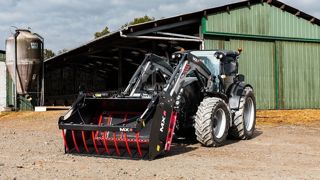 MX ajoute trois nouveaux godets désileurs à son catalogue. Ces derniers utilisent un tapis à chaîne pour la distribution. MX ajoute trois nouveaux godets désileurs à son catalogue. Ces derniers utilisent un tapis à chaîne pour la distribution.