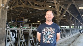 Julien Collin éleveur laitier, est  sergent chef et sapeur pompier volontaire