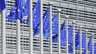 La Commission européenne s’apprête à entamer ce mercredi 3 septembre 2025 le processus de ratification de l’accord commercial avec les pays latino-américains du Mercosur. La Commission européenne s’apprête à entamer ce mercredi 3 septembre 2025 le processus de ratification de l’accord commercial avec les pays latino-américains du Mercosur.