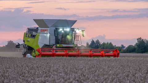 Claas : les moissonneuses-batteuses Trion bodybuildées Claas : les moissonneuses-batteuses Trion bodybuildées
