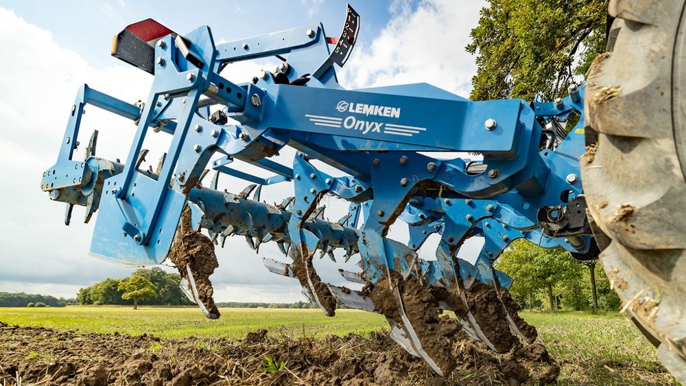 Lemken Onyx