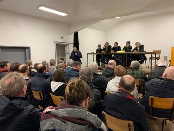Réunion d'un collectif d'éleveurs à Saint-Omer