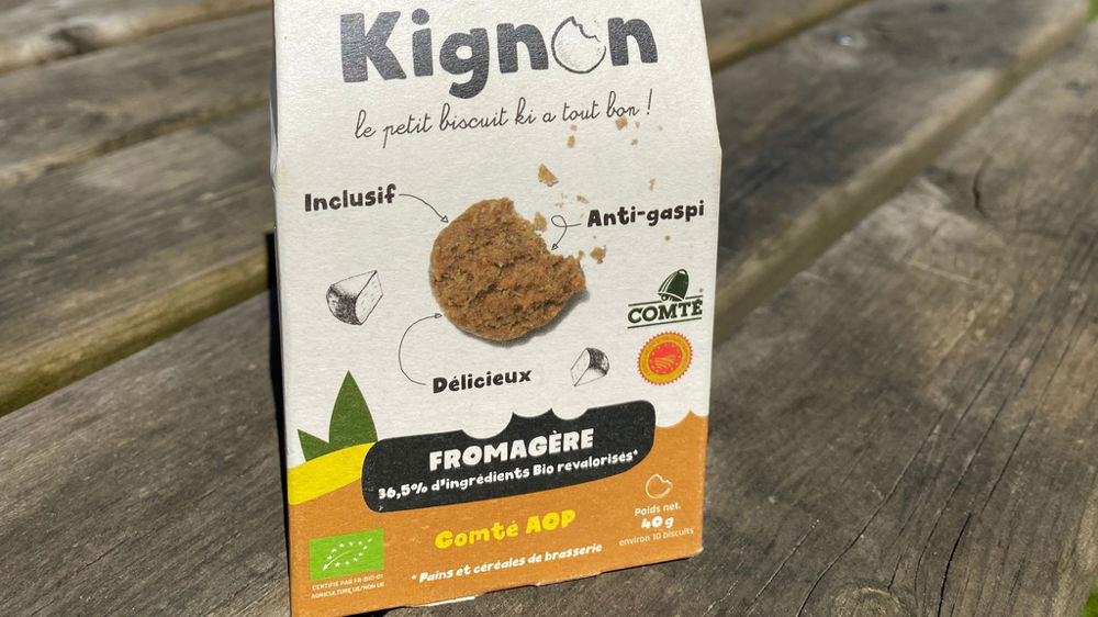 Depuis quelques années, les biscuiteries — comme Kignon —, et boulangeries se mettent aux gâteaux apéritifs.