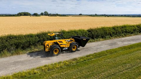 JCB 546-70