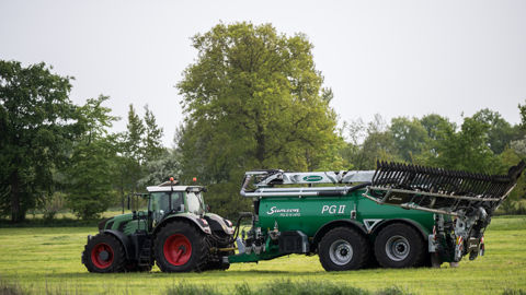 Le groupe Samson est connu pour ses épandeurs de marques Samson et Pichon. Le groupe Samson est connu pour ses épandeurs de marques Samson et Pichon.