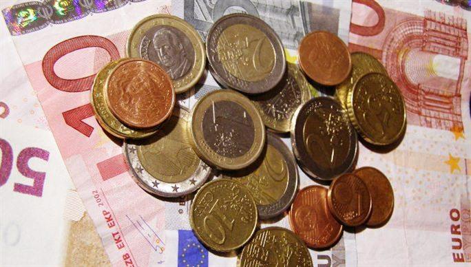 Pièces et billets en euros   