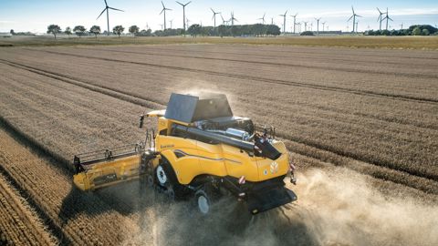 La gamme CX8 de New Holland gagne en connectivité en intégrant ses données de récolte à la plateforme FieldOps.