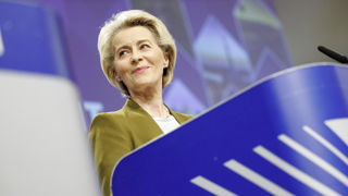 Lundi 10 novembre 2025, Ursula von der Leyen, président de la Comission européenne, la présidente du Parlement Roberta Metsola et la présidence danoise du Conseil de l’UE se sont réunis pour échanger sur la Pac post-2027.