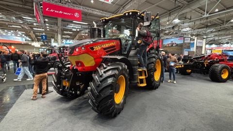 Versatile Nemesis 255 CVT