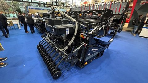Le CoverCrop s'adapte aux coupes rigides Geringhoff de 5,50 à 9 m.