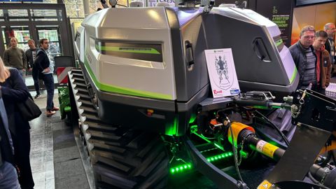 AgXeed dévoile l'AgBot T2 série 7, son engin autonome de 230 ch.