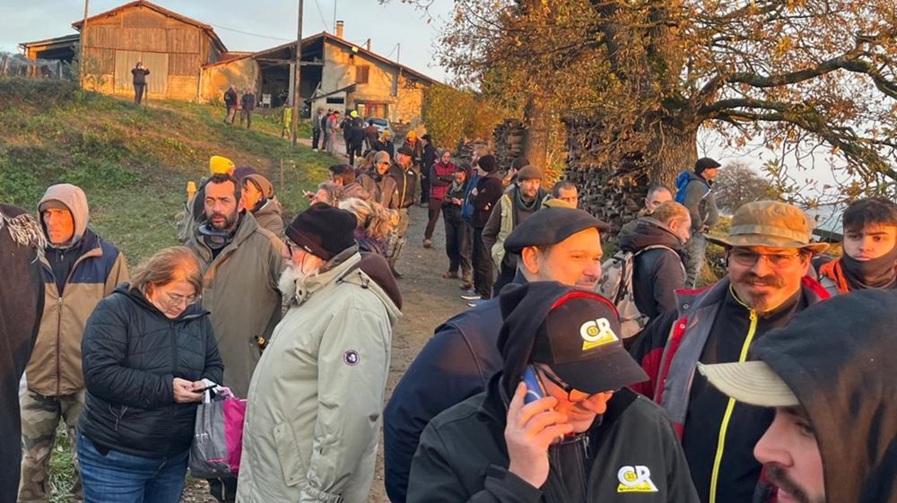Plusieurs centaines d'agriculteurs étaient rassemblés mercredi et jeudi pour s'opposer à l'euthanasie des 207 bovins.