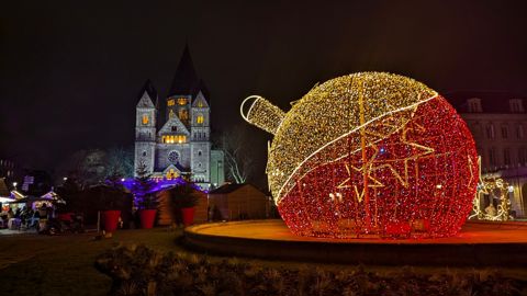 A Metz, jusqu’au 1er février 2026, l’intérieur du Temple neuf accueille un son et lumière.