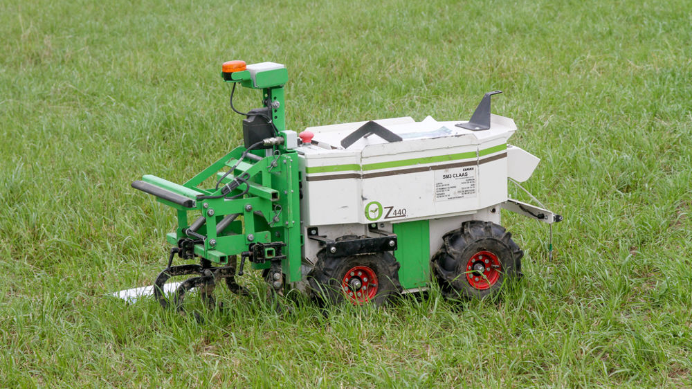 La start-up française Naïo a été précurseure en matière de robotisation avec ses robots Oz, Dino, Ted ou Orio.