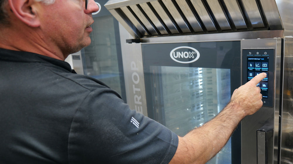 La qualité de cuisson atteint un très haut niveau de précision tandis que que les déperditions thermiques n’ont jamais été aussi faibles.