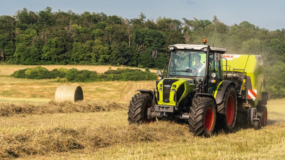 Claas Axos 3 Puissance Tracteurs