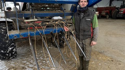 Thomas a optimisé son temps et son énergie grâce à sa pince-ficelle faite maison.