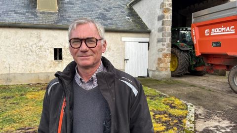 Depuis 2018-19, Emmanuel Laureau réalise des essais de fertilisation des cultures avec de l'urine humaine.