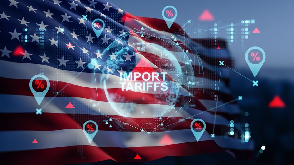 Drapeau des Etats-Unis et symboles figurant des taxes à l'importation