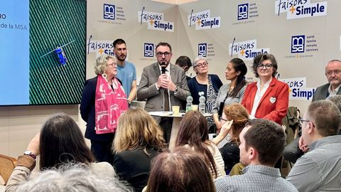 Jean-François Futtero, président de la caisse centrale de la MSA (au centre) et Magalie Cayon, responsable du département de la prévention des risques professionnels (à gauche), ont présenté le plan santé-sécurité au travail pour la période 2026-2030 lors du Salon international de l'agriculture.