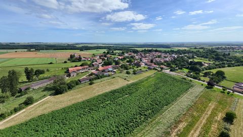 La plupart des agriculteurs veulent habiter à proximité immédiate de leur exploitation, ce qui est de plus en plus difficile pour les futurs installés.
