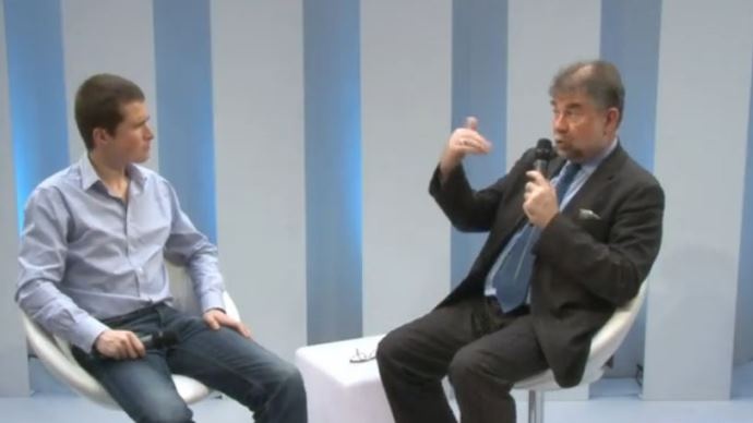 Jean-Marie Séronie, responsable de la veille économique au CerFrance, sur le plateau de la Sima Terre-net WebTV