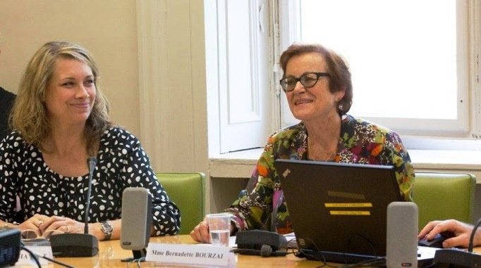 De gauche à droite, Sylcie Goy-Chavent (Udi-UC) et Bernadette Bourzai (PS), sénatrices, rapporteure et présidente de la mission d'information sur la filière viande en France et en Europe.
