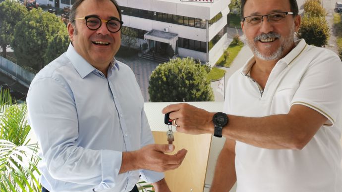 Passage de relais entre Charles-Henri Jarriau (à gauche), le nouveau directeur de Ferri France, et Antoine Narvaez.