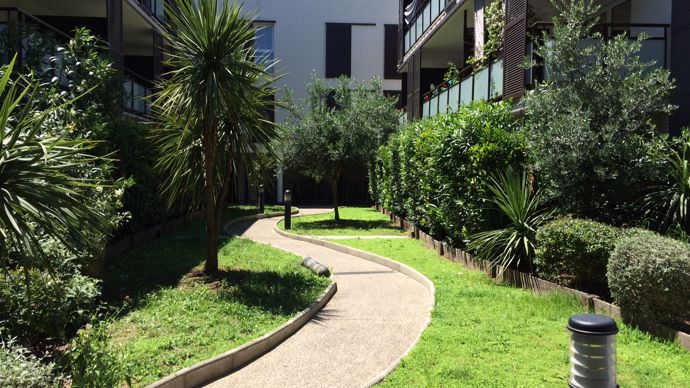 Aménagement des jardins d'un ensemble immobilier Icade à Castelnau-le-Lez (34) par la CMEVE.