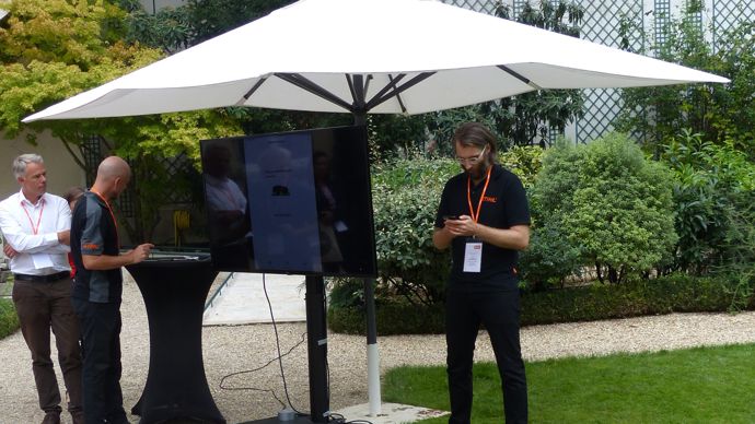 Les nouveaux robots iMow sont connectés et se commandent via l'appli My iMow.