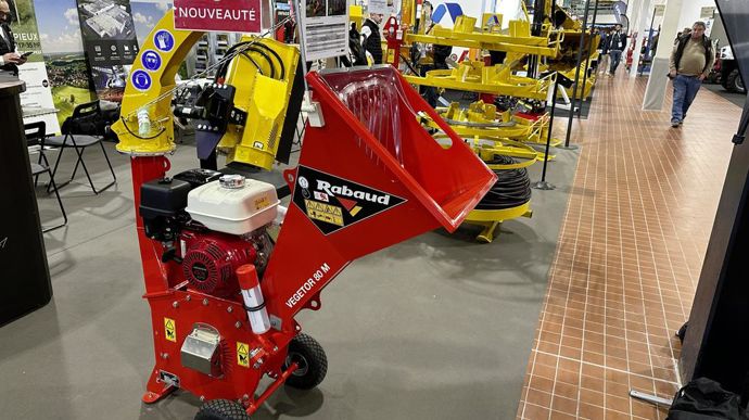 Rabaud a profité du Sival pour lancer Vegetor, un broyeur de branches ultra-compact.