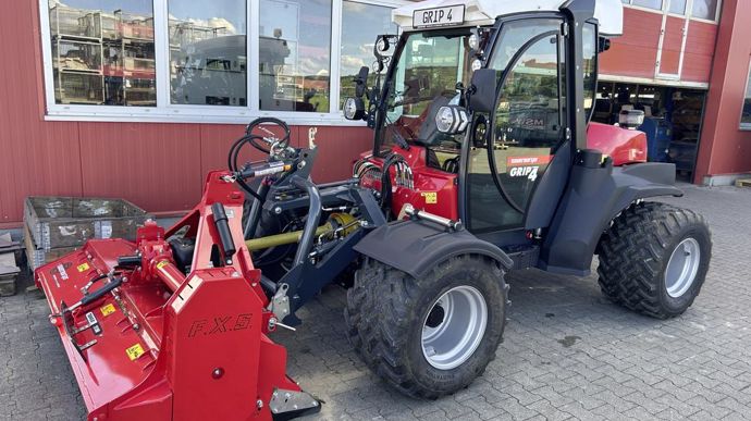 Les Grip 4 70 et 140 une fois assemblés sont essayés avant d’être expédiés par camion.