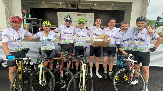 Bernard Perret a roulé avec son équipe du Groupe Perret qui est revenu avec la 3e place d'Antonin dans la catégorie Premium.
