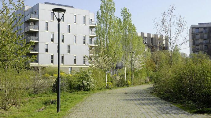 Photo 12 - Dans la catégorie « Aménagement de quartier », sous-catégories « nouveaux quartiers ou écoquartiers », Victoire d’or pour le maître d’ouvrage Territoires & Développement, mandaté par la ville de Rennes, pour les jardins de Cleunay dans le quartier de La Courrouze. Dans une ancienne friche militaire, la nature reprend ses droits depuis plusieurs années…