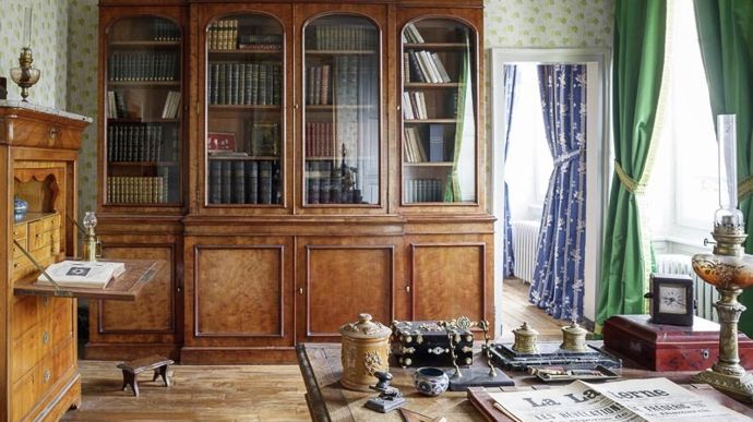 Maison de Colette, bibliothèque du capitaine.