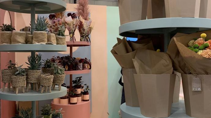 Les emballages des fleurs séchées eux aussi se mettent à la mode « éco ». © LH