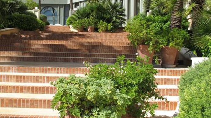 3. Le Monte Carlo Bay Hôtel & Resort, de la Société des Bains de mer, a obtenu une Victoires d'argent dans la catégorie Entreprises hors promoteurs immobiliers.