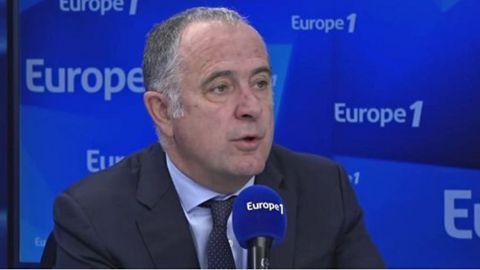 Covid-19 : Didier Guillaume regrette que la Commission européenne ne prenne pas plus rapidement les mesures d'urgence.